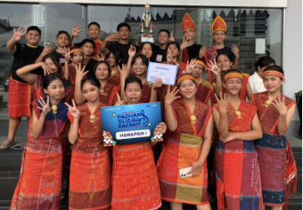 Tim Paduan Suara SMP Santa Maria Medan Mendapat juara