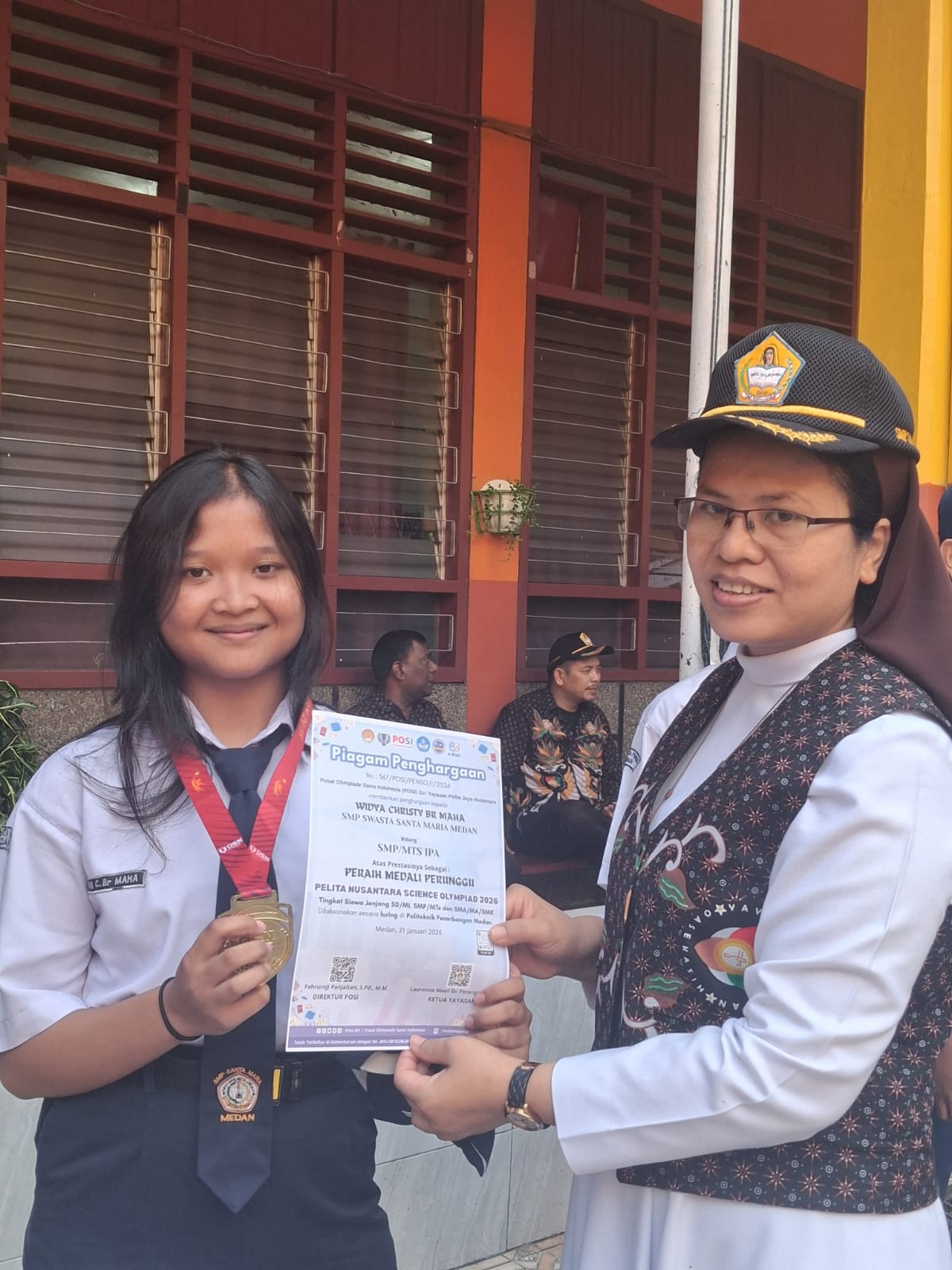 SISWA SMP SWASTA SANTA MARIA MEDAN RAIH MEDALI PERUNGGU PADA OLIMPIADE SMP TINGKAT SUMATERA UTARA